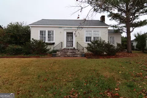 70 Hollis Hts, Newnan, GA 30263