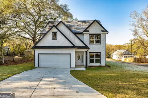 142 Arnco 3rd St, Newnan, GA 30263