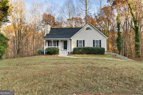 235 Stillwater Ct, Hampton, GA 30228