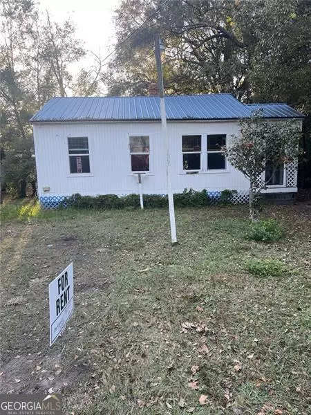 3507 Gordon St, Brunswick, GA 31520