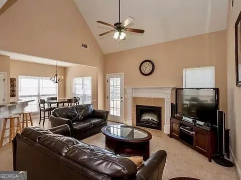 Living - 4573 Logans Way, Augusta, GA 30909 photo 1 of 7