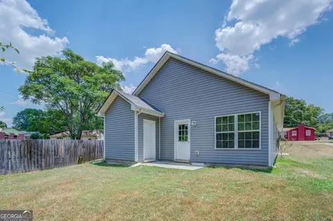 687 Chestnut Dr, Jackson, GA 30233 photo 4