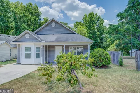 687 Chestnut Dr, Jackson, GA 30233 photo 2