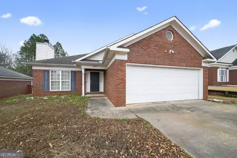 8042 Sonoma Pointe Dr, Columbus, GA 31909