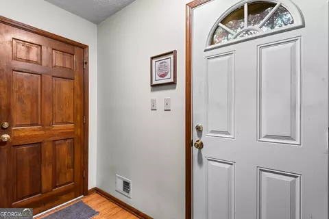 Entry Way - 102 Hayes Cir, Rex, GA 30273 photo 4 of 6