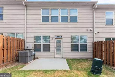 Exterior - 5713 Radford Loop, Fairburn, GA 30213 photo 9 of 11