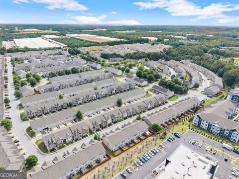 View/Area - 5713 Radford Loop, Fairburn, GA 30213 photo 2 of 5