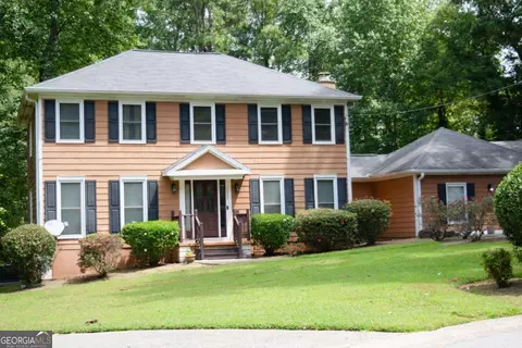 1044 Basswood Ct, Riverdale, GA 30296