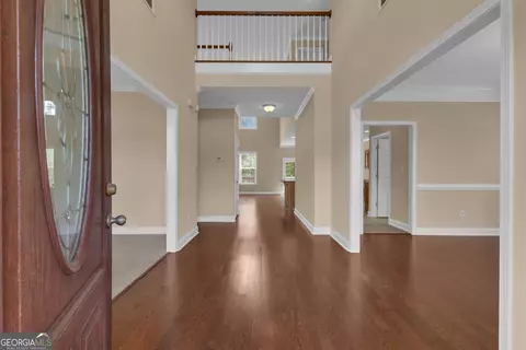 Entry Way - 102 Plantation Ct, Lagrange, GA 30240 photo 1 of 4
