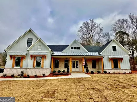 1083 Handy Rd, Hiram, GA 30141