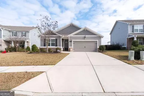 6872 Lake Overlook Ln, Flowery Branch, GA 30542
