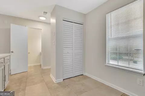 Entry Way - 1946 Cornell Way, Morrow, GA 30260 photo 3 of 7