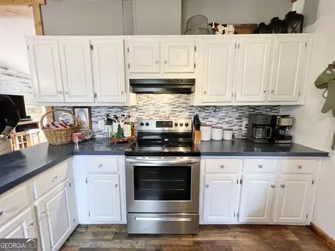 Kitchen - 829 Pope Rd, Roberta, GA 31078 photo 2 of 3