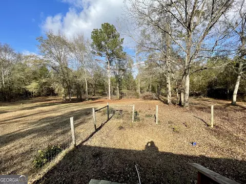 Exterior - 829 Pope Rd, Roberta, GA 31078 photo 11 of 12