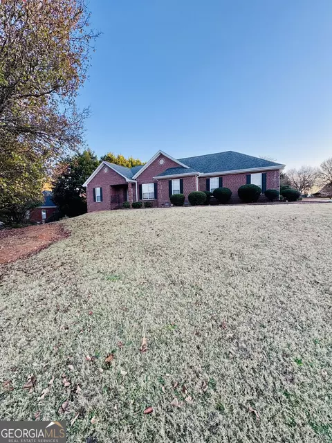 1245 Bent Creek Dr, Mcdonough, GA 30252