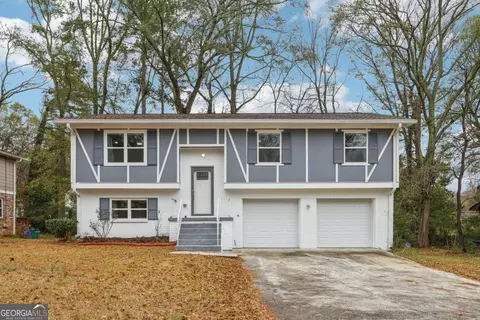 3975 Northstrand Dr, Decatur, GA 30035