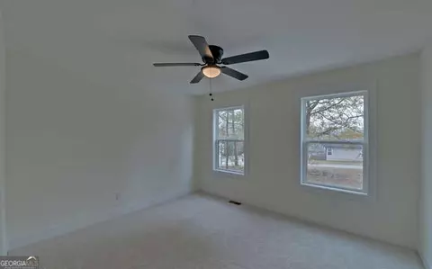 Bedroom - 999 E Doyle St, Toccoa, GA 30577 photo 4 of 9