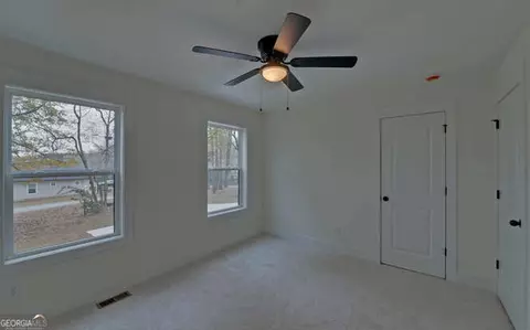 Bedroom - 999 E Doyle St, Toccoa, GA 30577 photo 5 of 9