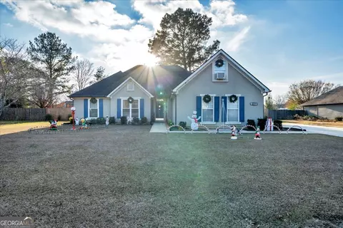 207 Wedgewood Dr, Bonaire, GA 31005