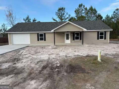 53 Hawks Pl, Waynesville, GA 31566