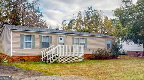 175 Carter St, Richmond Hill, GA 31324