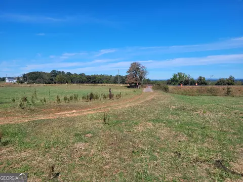 8117 Sandy Cross Rd, Carnesville, GA 30521