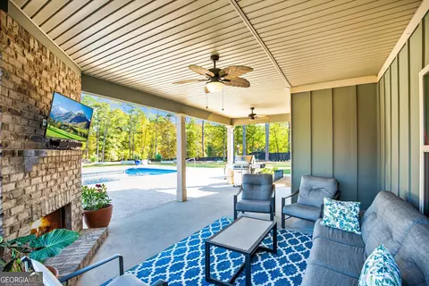 Exterior - 650 New Morn Dr, Hampton, GA 30228 photo 9 of 18