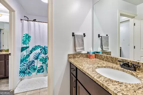 Bath - 650 New Morn Dr, Hampton, GA 30228 photo 6 of 6