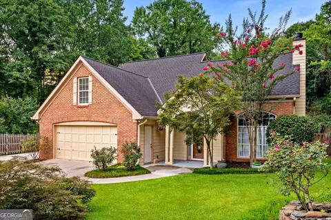 4042 Gables Ct, Buford, GA 30519