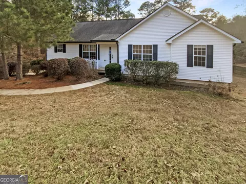 5910 Shadewater Dr, Cumming, GA 30041
