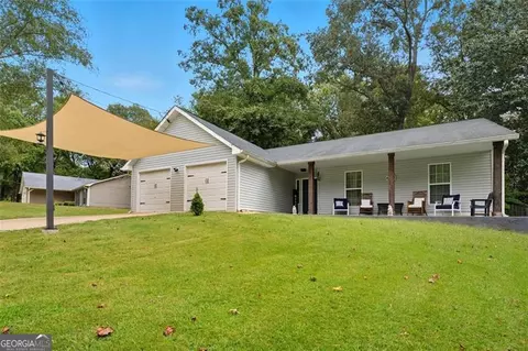 4450 Dorsett Shls, Douglasville, GA 30135