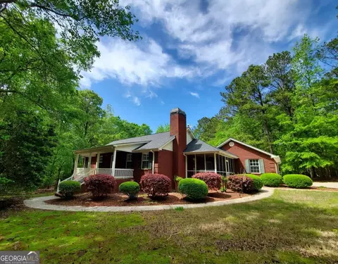 453 Jackson Lake Inn Rd, Jackson, GA 30233