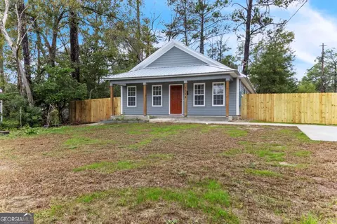 1716 N Troup St, Valdosta, GA 31602