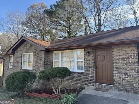3003 Menlo Park Dr, Rex, GA 30273