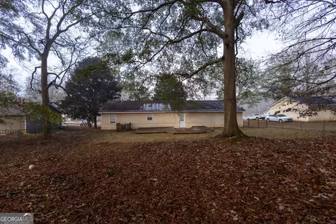 Exterior - 585 Cowan Rd, Covington, GA 30016 photo 2 of 3