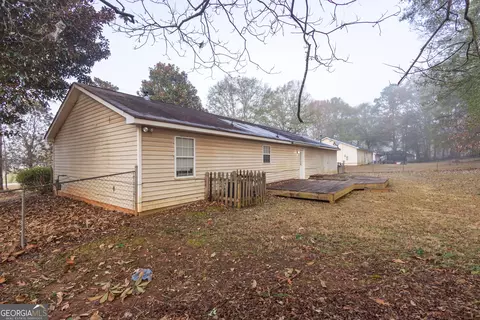 Exterior - 585 Cowan Rd, Covington, GA 30016 photo 3 of 3