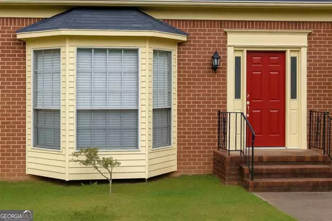 7157 Williamsburg Dr, Riverdale, GA 30274