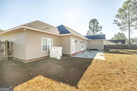 Exterior - 600 Live Oak Way, Dublin, GA 31021 photo 3 of 5