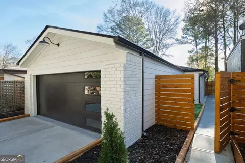 2952 Chipmunk Trl SE, Marietta, GA 30067