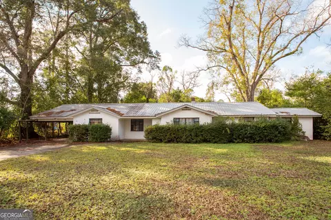2109 Neal, Waycross, GA 31503