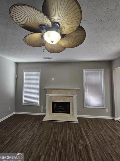 1016 Maple Leaf Dr, Mcdonough, GA 30253 photo 5
