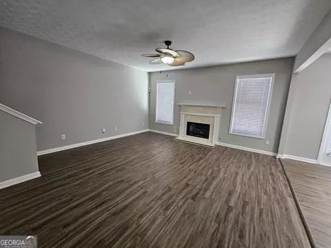 1016 Maple Leaf Dr, Mcdonough, GA 30253 photo 4