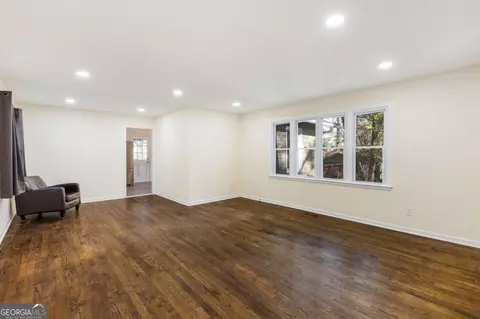 5287 Maple Valley Rd SW, Mableton, GA 30126