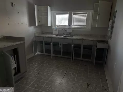 300 N Sumter St, Oglethorpe, GA 31068 photo 5