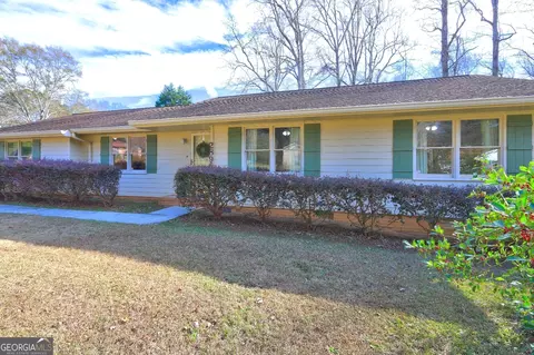 2896 Ripple Ct, Snellville, GA 30078