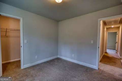 Bedroom - 151 Rolling Woods Ln, Hull, GA 30646 photo 3 of 14
