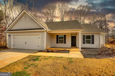 Exterior - 151 Rolling Woods Ln, Hull, GA 30646 photo 3 of 7