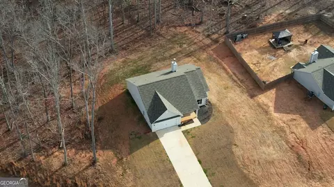 View/Area - 151 Rolling Woods Ln, Hull, GA 30646 photo 7 of 9