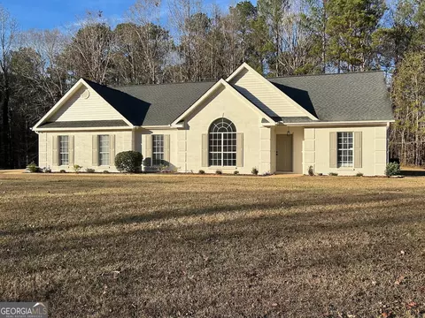 125 Montrose Way, Lagrange, GA 30240