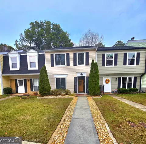 3183 Shadow Walk Ln, Tucker, GA 30084